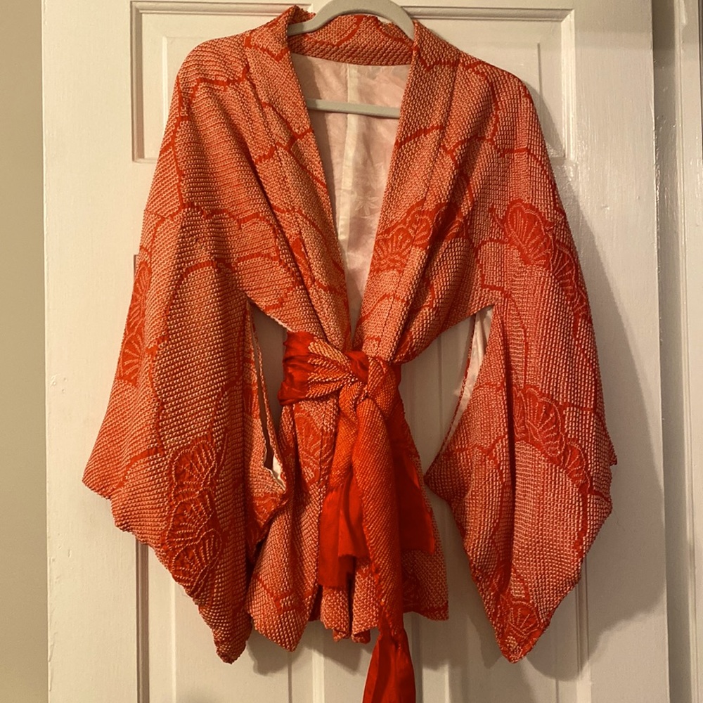 Beautiful Vintage Japanese silk kimono jacket